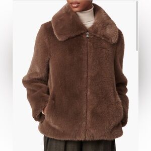 Bernardo Elegant Tan Faux Fur Jacket - Small